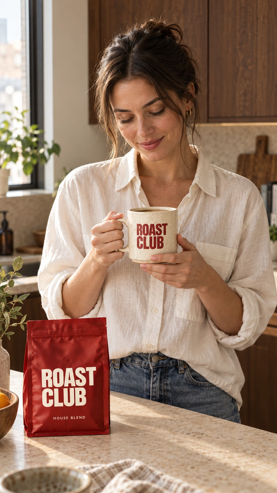 Coffee creator with the Roast Club cup and bag